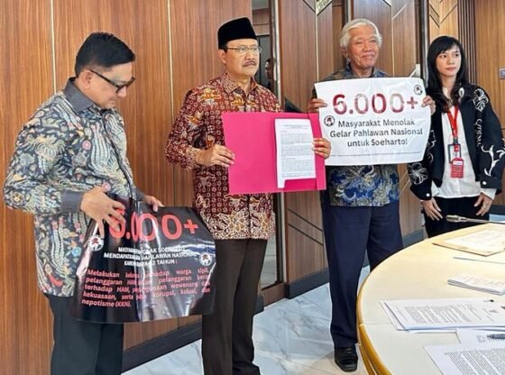 Usulan Gelar Pahlawan untuk Soeharto Ditolak, Warga Sipil Protes