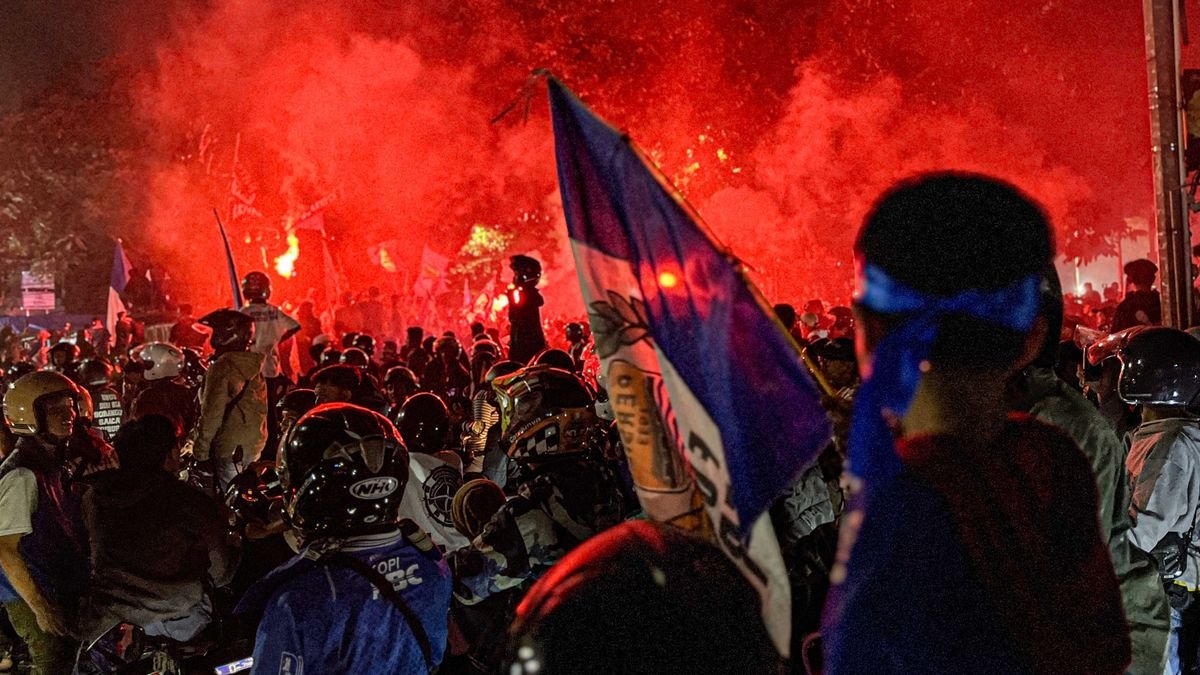 Rute Seru dan Aktivitas Menarik Konvoi Persib Juara: Dari Gedung Sate Hingga Penyelenggaraan Lalu Lintas