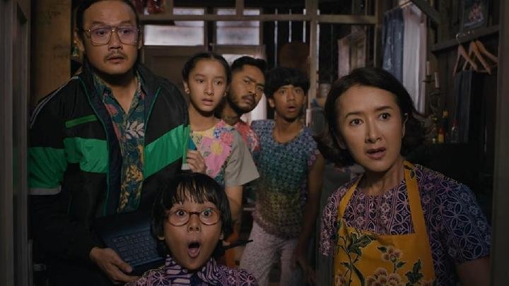 Panasnya Syuting Keluarga Super Irit: Kehangatan Keluarga Sasono
